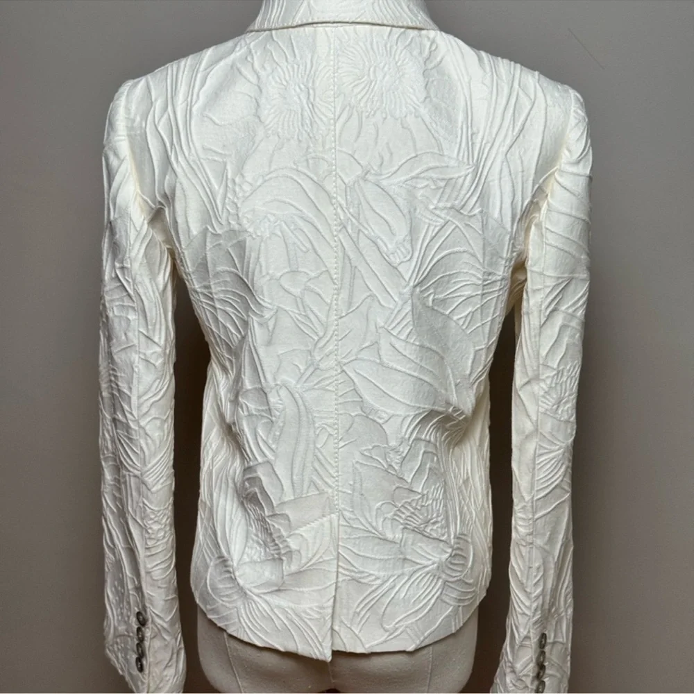 NWT Gucci Ivory Floral Textured Blazer - Size 42/US 6